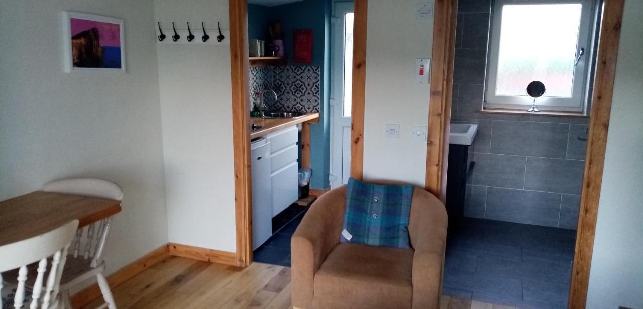 Kiloran Self Catering Suite Skeabost Extérieur photo